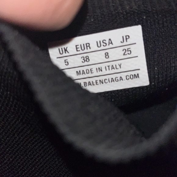 ♥️♥️Authentic Balenciaga 🍒♥️ very good condition - Picture 4 of 7